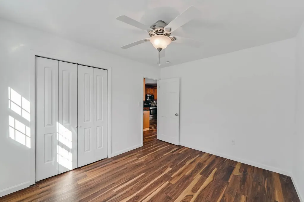 4 South Lane Levittown NY 11756