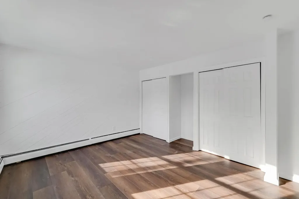 4 South Lane Levittown NY 11756