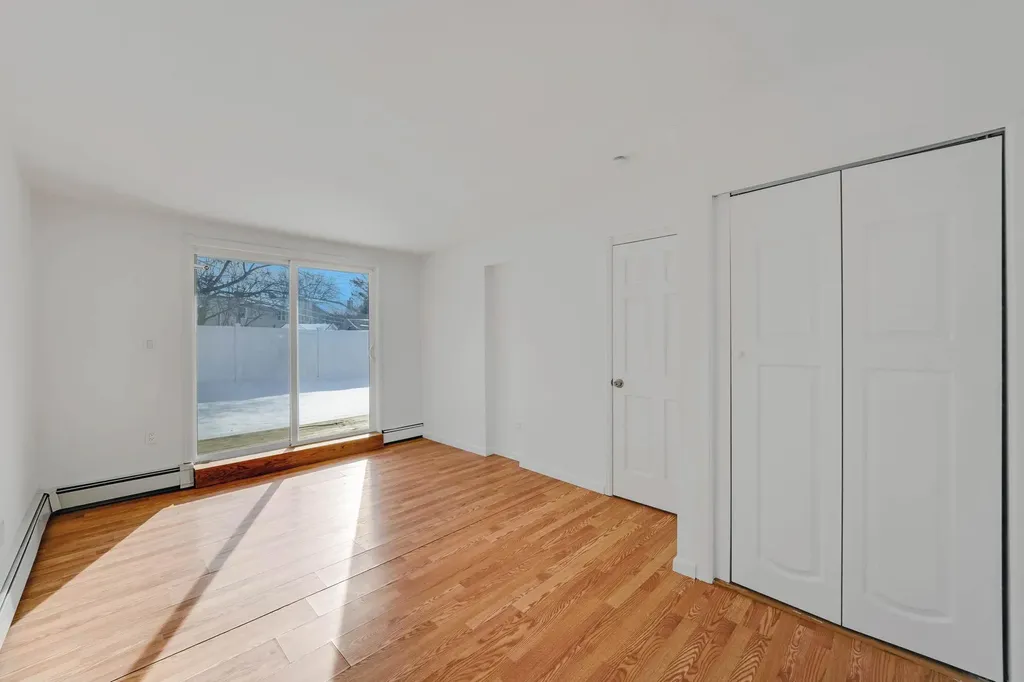 4 South Lane Levittown NY 11756