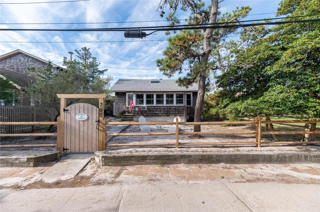 760 Surf Road Ocean Beach NY 11770