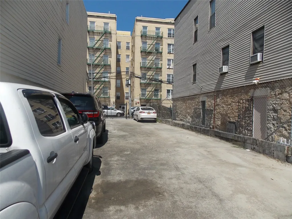 770 Jackson Avenue Bronx NY 10456
