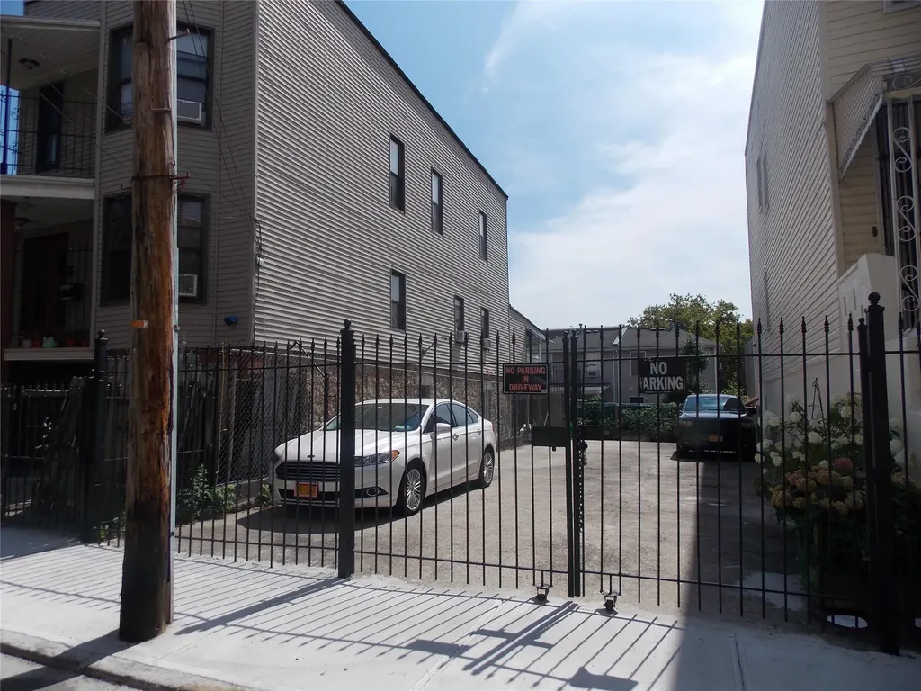 770 Jackson Avenue Bronx NY 10456