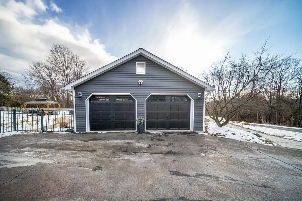 3 Woodridge Drive Chester NY 10918