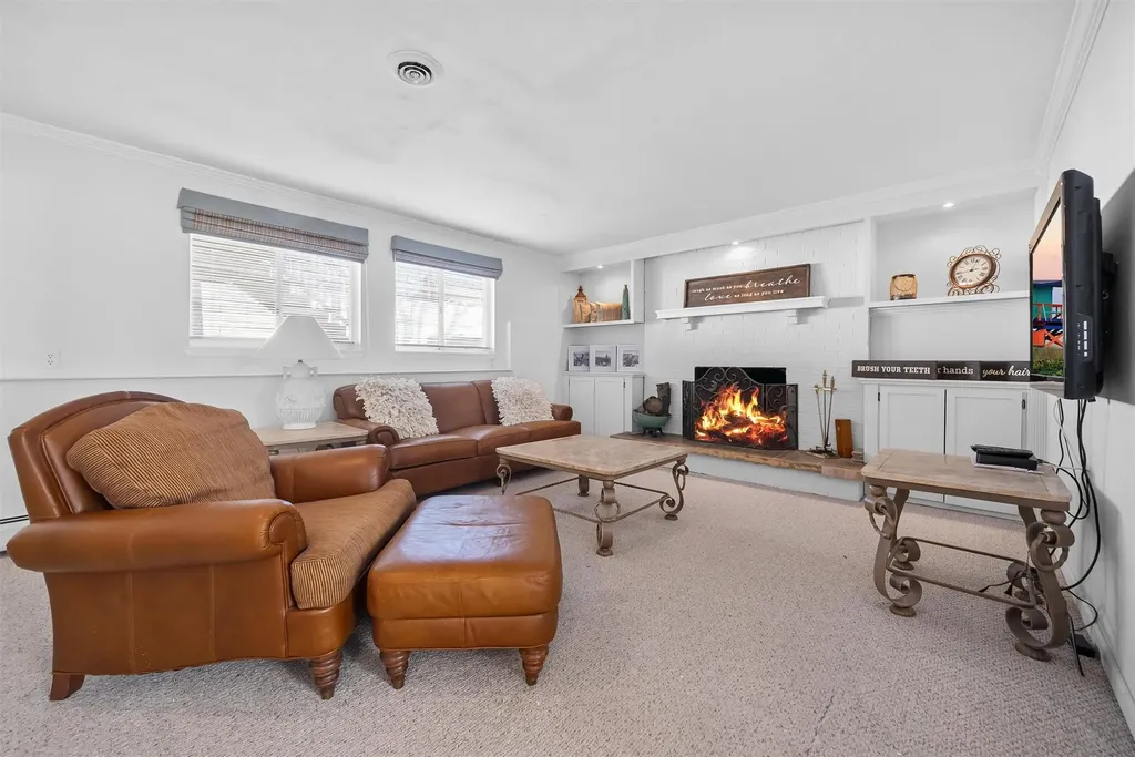 77 Dustman Lane Bardonia NY 10954