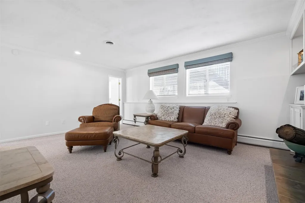 77 Dustman Lane Bardonia NY 10954