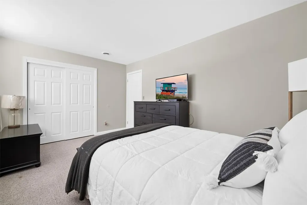 77 Dustman Lane Bardonia NY 10954