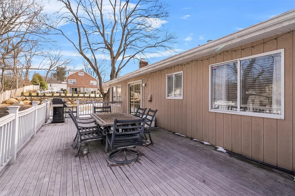 77 Dustman Lane Bardonia NY 10954