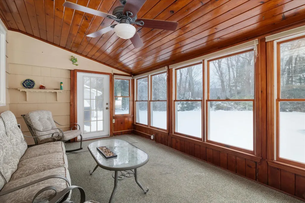 34 Mayfair Drive Huntington NY 11743