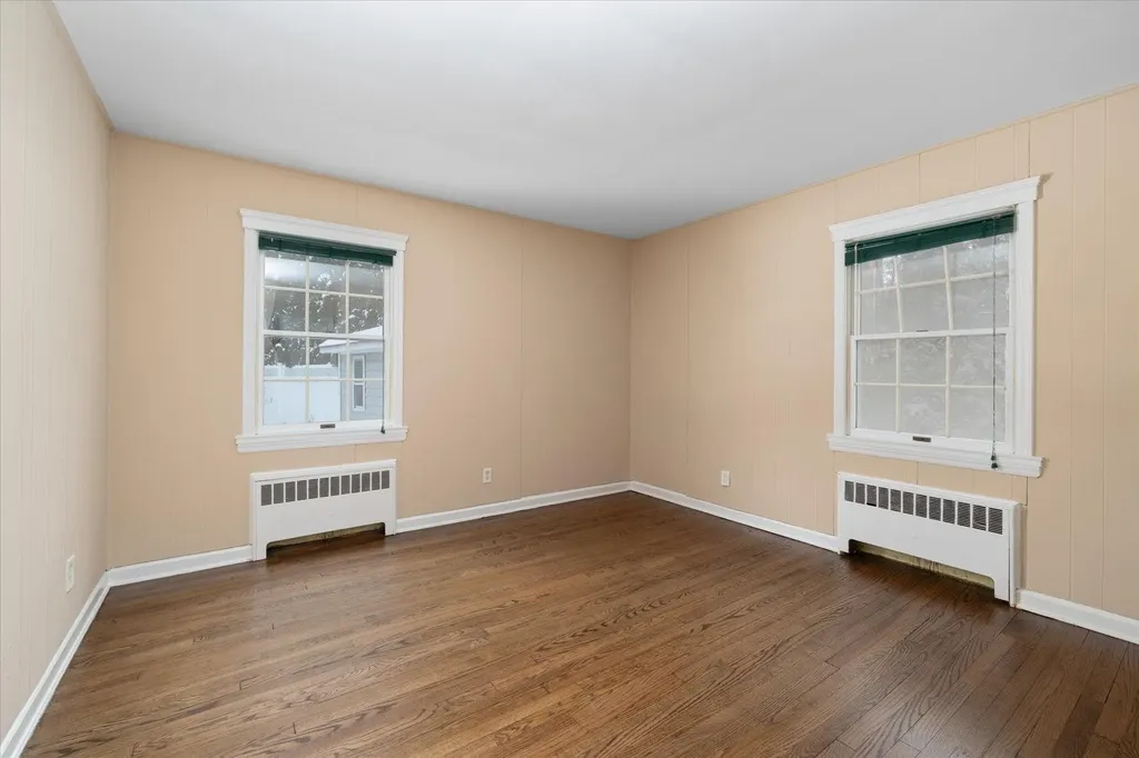 34 Mayfair Drive Huntington NY 11743
