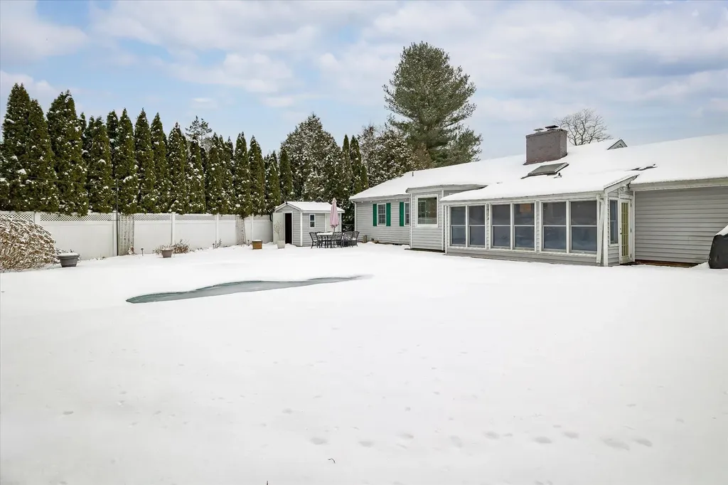 34 Mayfair Drive Huntington NY 11743