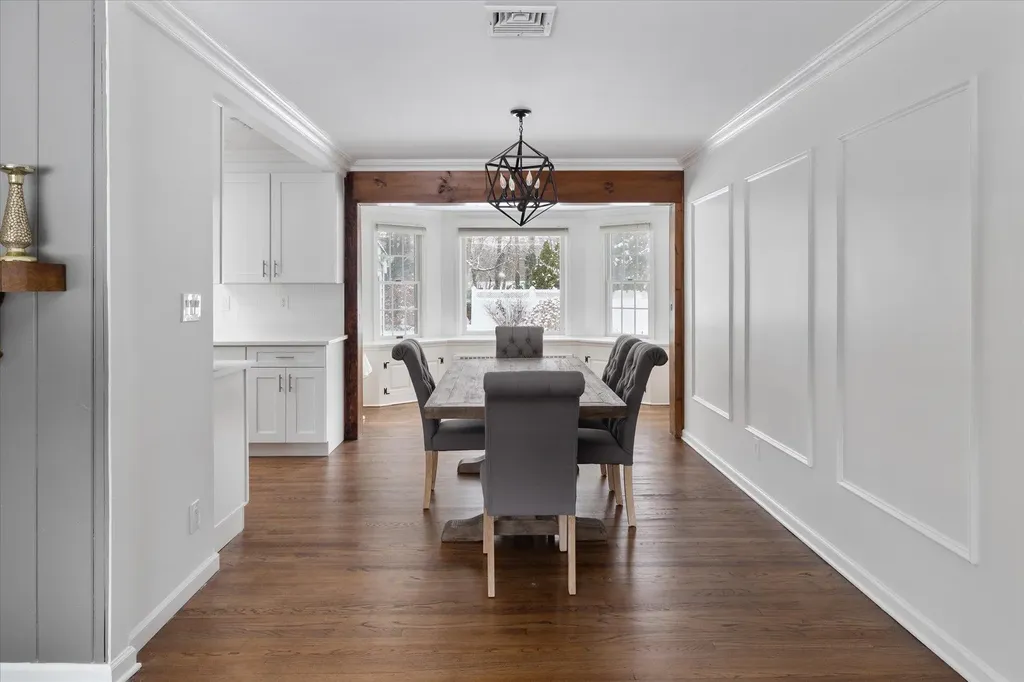 34 Mayfair Drive Huntington NY 11743