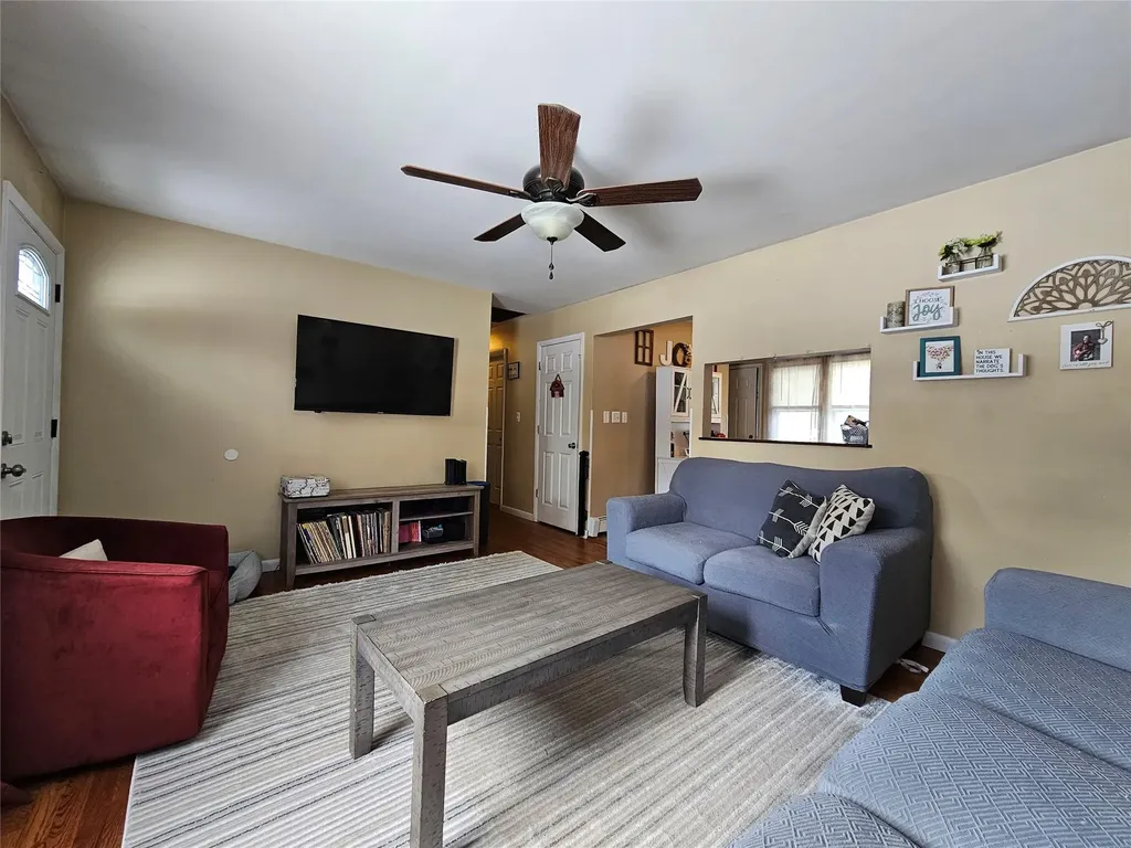 13 Gross Street Pine Bush NY 12566