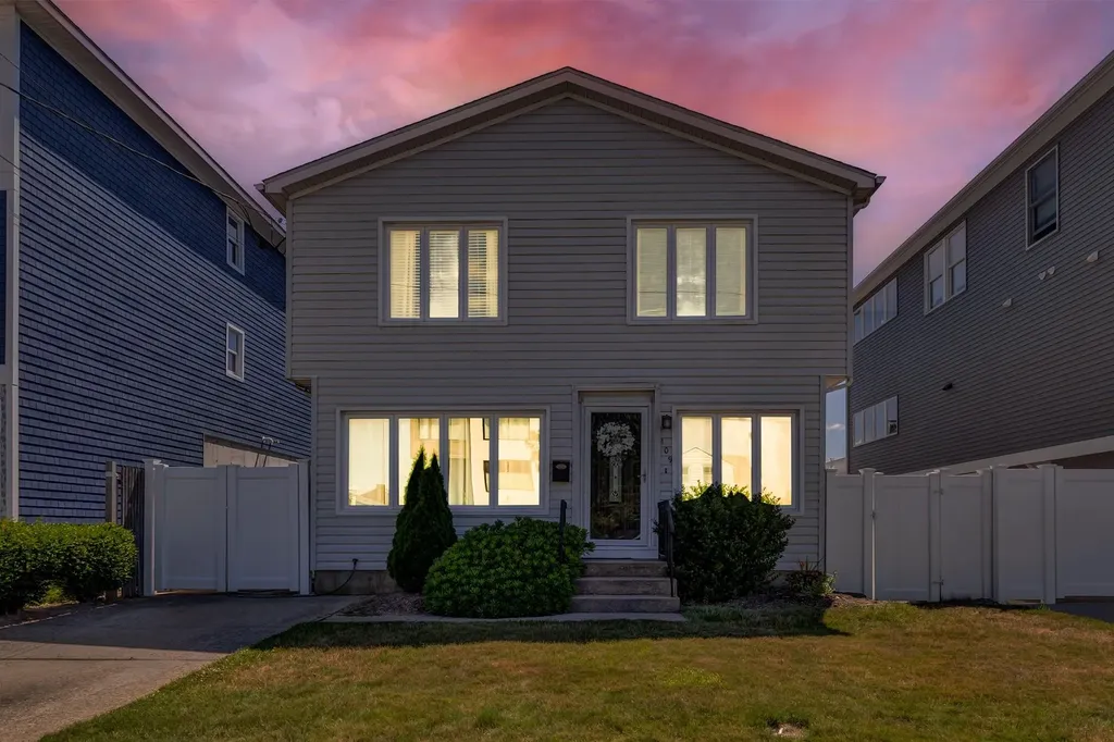 109 S Bay Drive Babylon NY 11702
