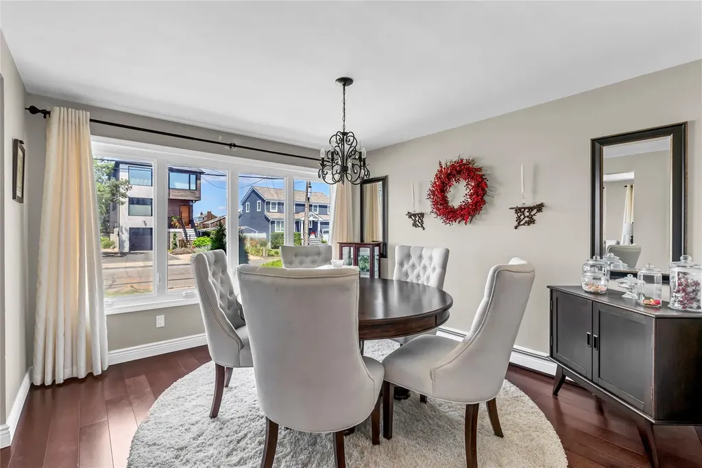 109 S Bay Drive Babylon NY 11702