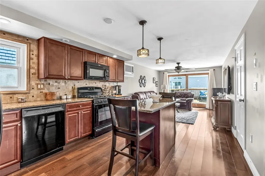 109 S Bay Drive Babylon NY 11702