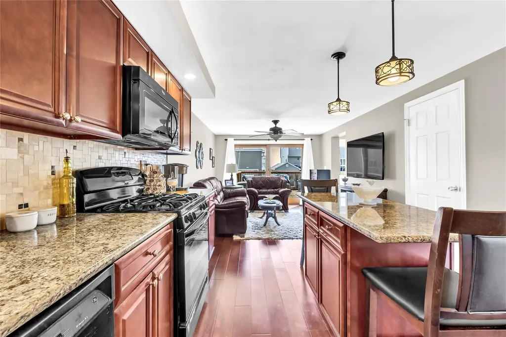 109 S Bay Drive Babylon NY 11702