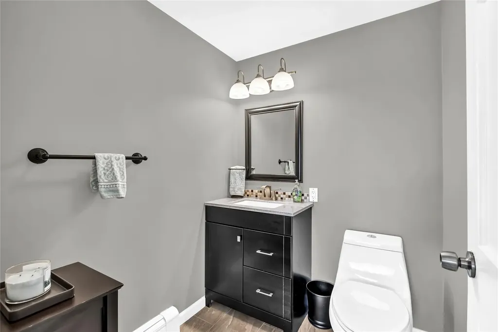 109 S Bay Drive Babylon NY 11702