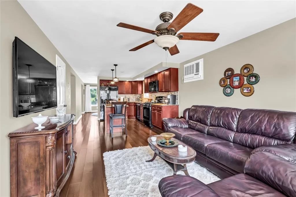 109 S Bay Drive Babylon NY 11702