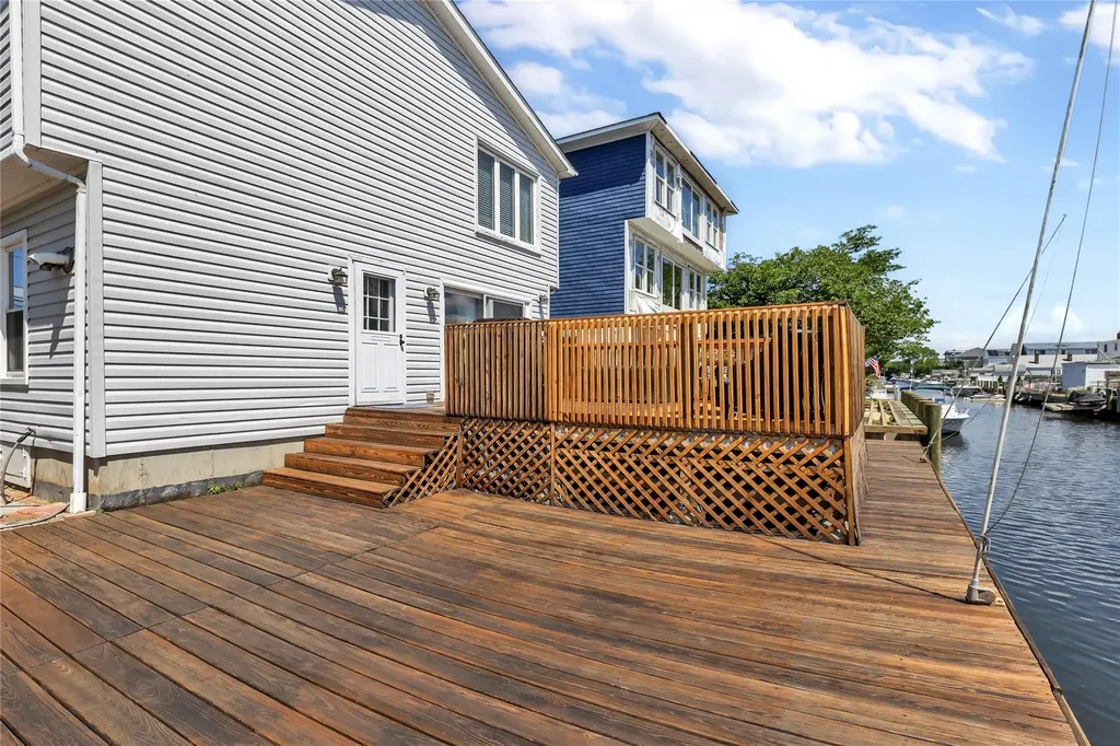 109 S Bay Drive Babylon NY 11702