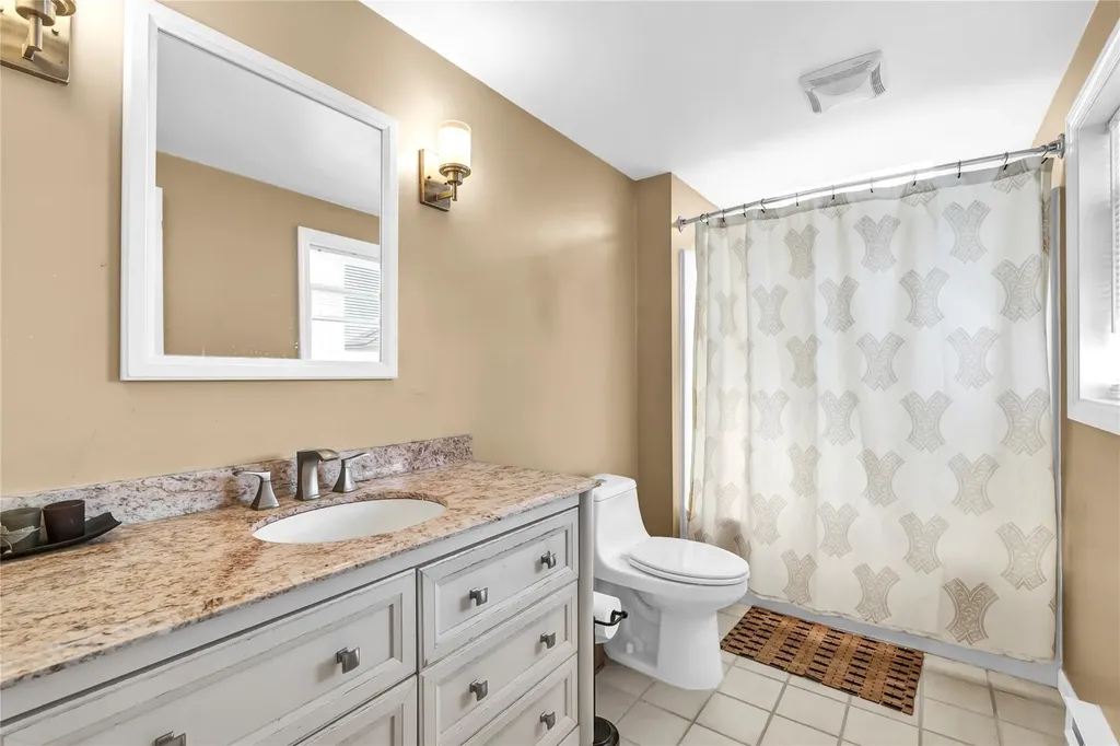 109 S Bay Drive Babylon NY 11702