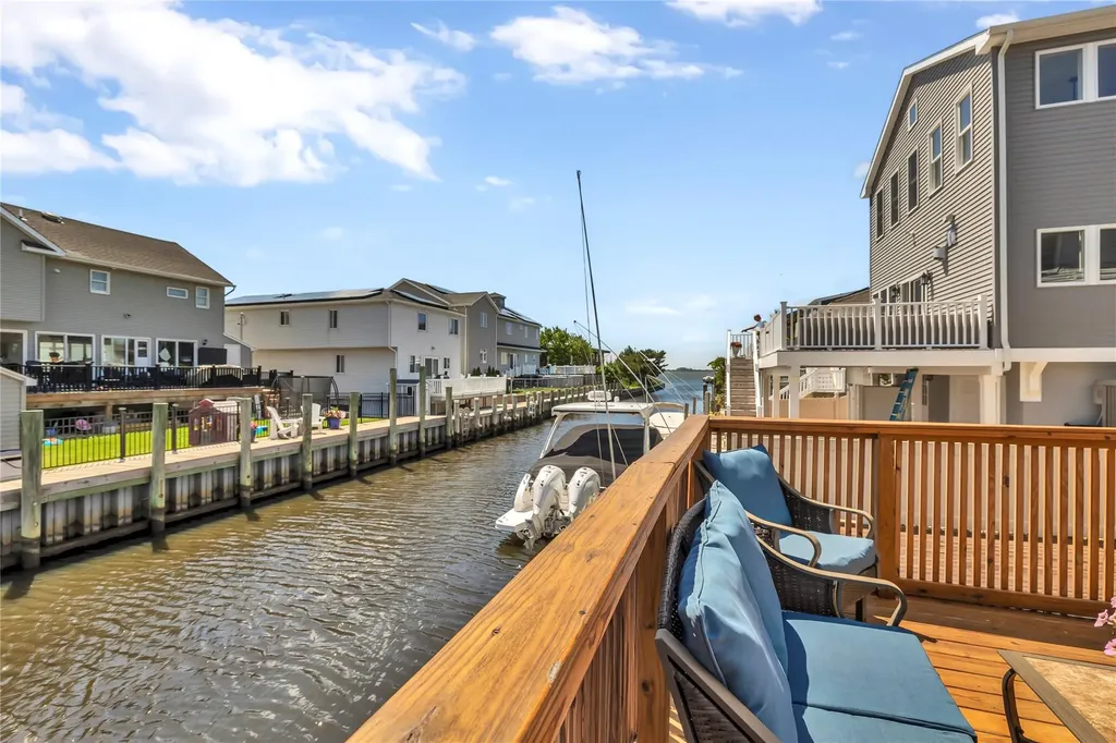 109 S Bay Drive Babylon NY 11702