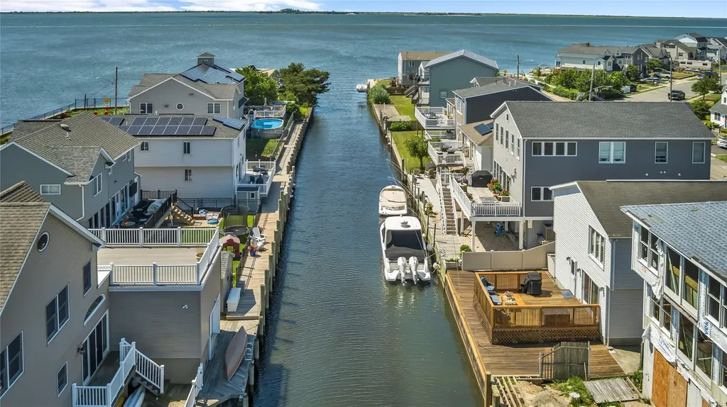 109 S Bay Drive Babylon NY 11702