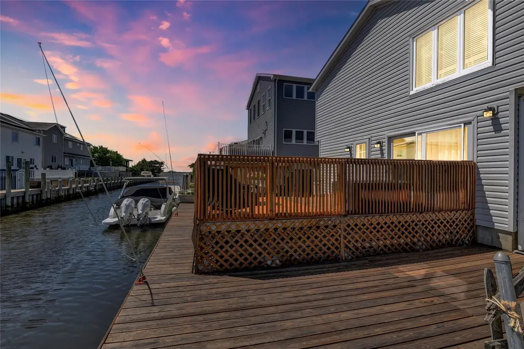 109 S Bay Drive Babylon NY 11702