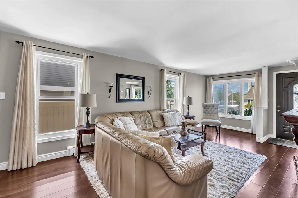 109 S Bay Drive Babylon NY 11702
