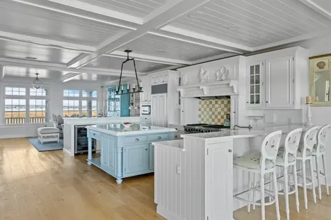 47 Dune Road East Quogue NY 11942