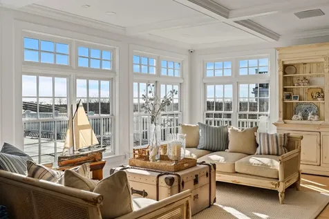47 Dune Road East Quogue NY 11942