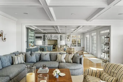 47 Dune Road East Quogue NY 11942