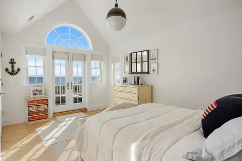 47 Dune Road East Quogue NY 11942