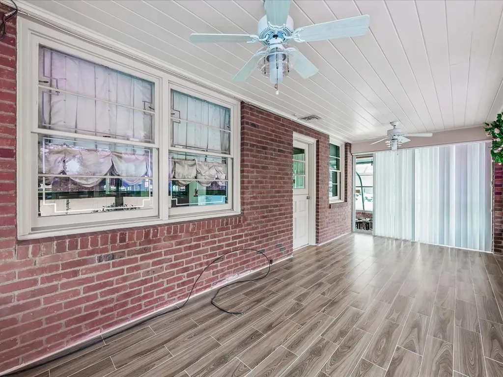 215-31 26 Avenue Bayside NY 11360