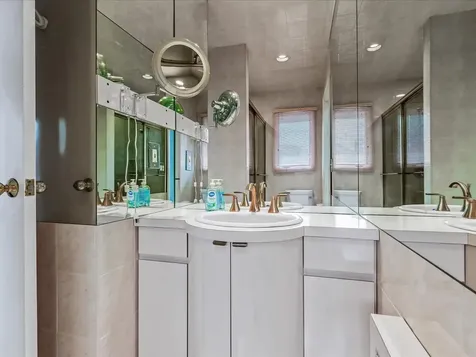 215-31 26 Avenue Bayside NY 11360