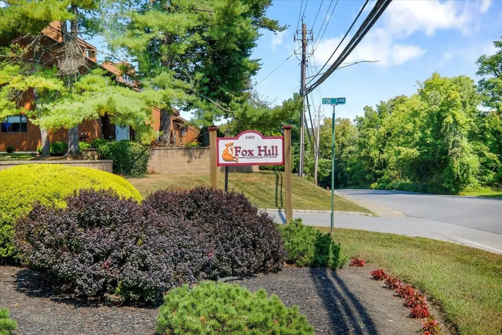 1903 Aspen Walk Poughkeepsie NY 12603