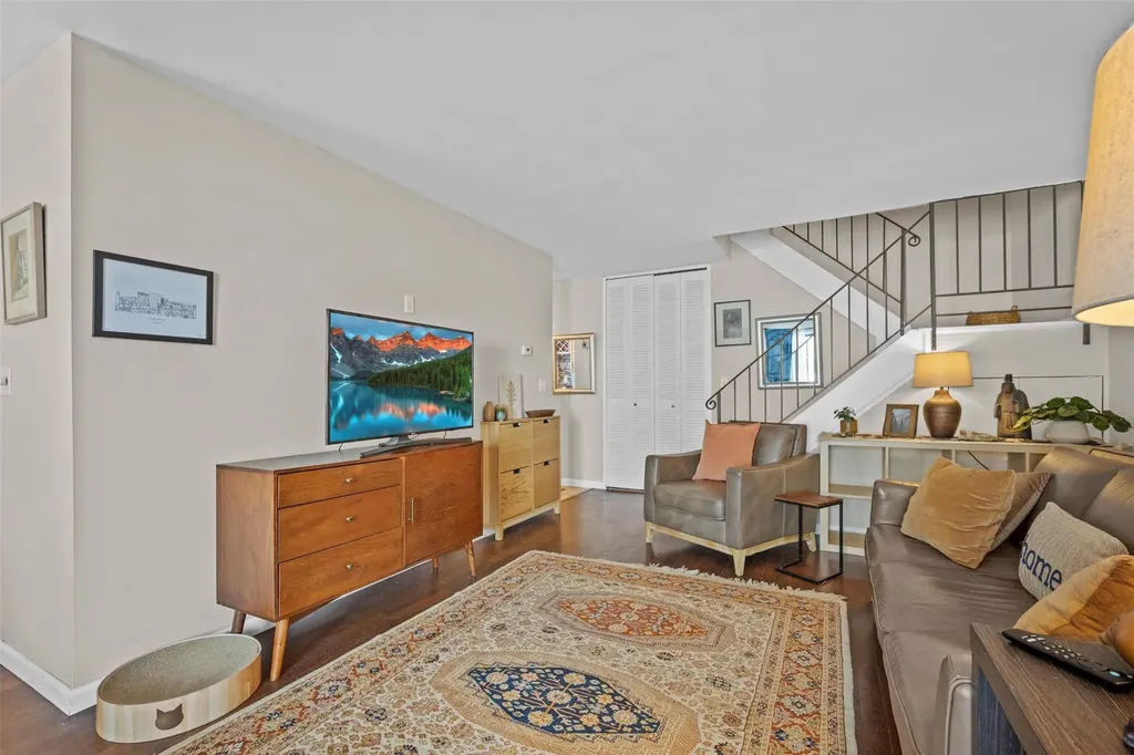1903 Aspen Walk Poughkeepsie NY 12603