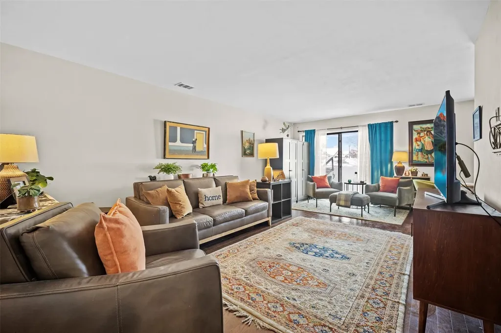 1903 Aspen Walk Poughkeepsie NY 12603