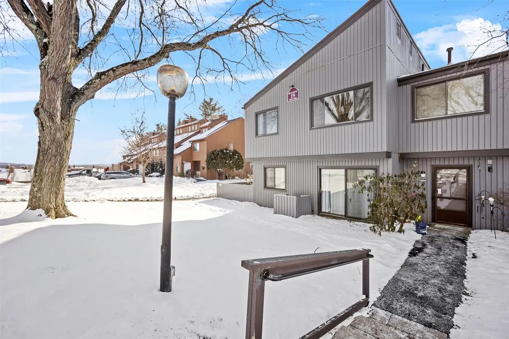 1903 Aspen Walk Poughkeepsie NY 12603