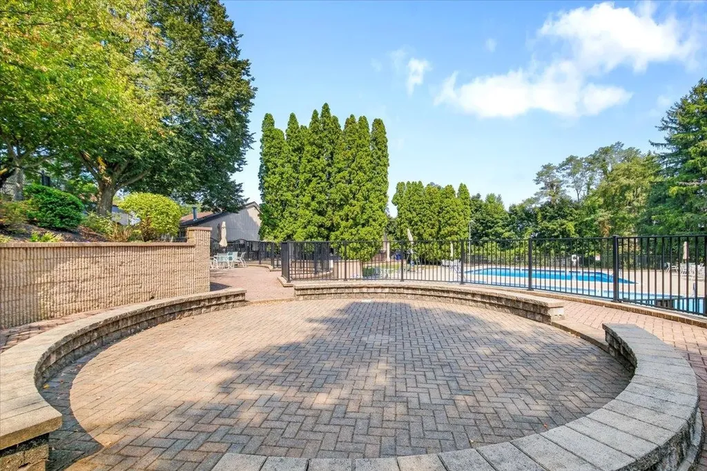 1903 Aspen Walk Poughkeepsie NY 12603