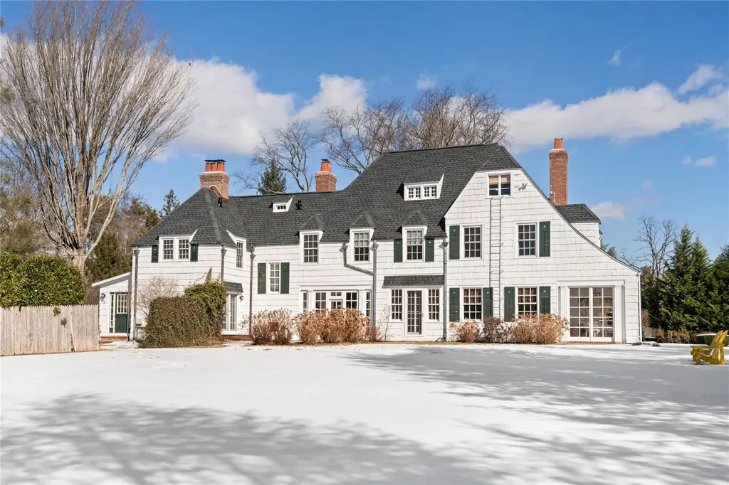 43 Burtis Lane Syosset NY 11791