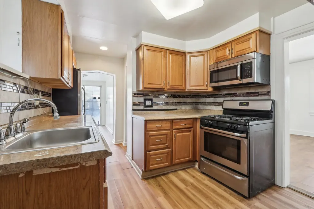 301 Cook Avenue Yonkers NY 10701