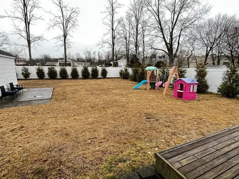 8 Helen Centereach NY 11720