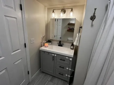 8 Helen Centereach NY 11720