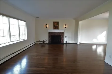4 Knollwood Road Eastchester NY 10709