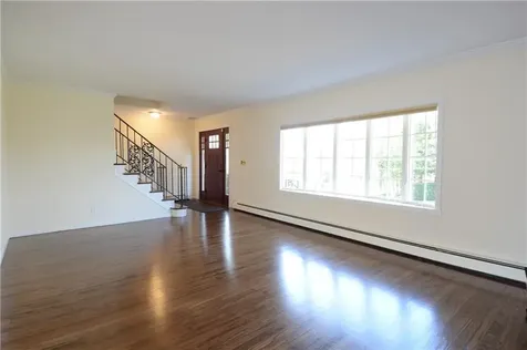 4 Knollwood Road Eastchester NY 10709