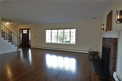 4 Knollwood Road Eastchester NY 10709