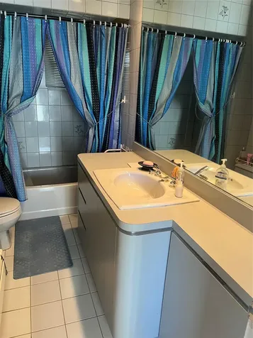 75 Ryder Avenue North Babylon NY 11703