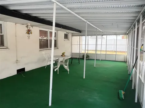 75 Ryder Avenue North Babylon NY 11703