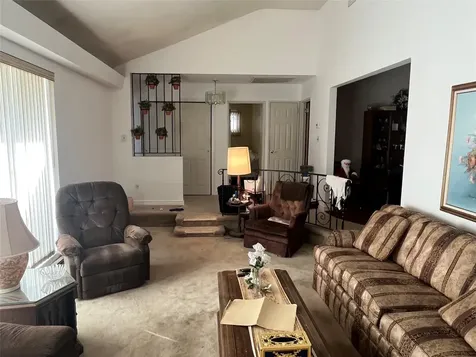 75 Ryder Avenue North Babylon NY 11703