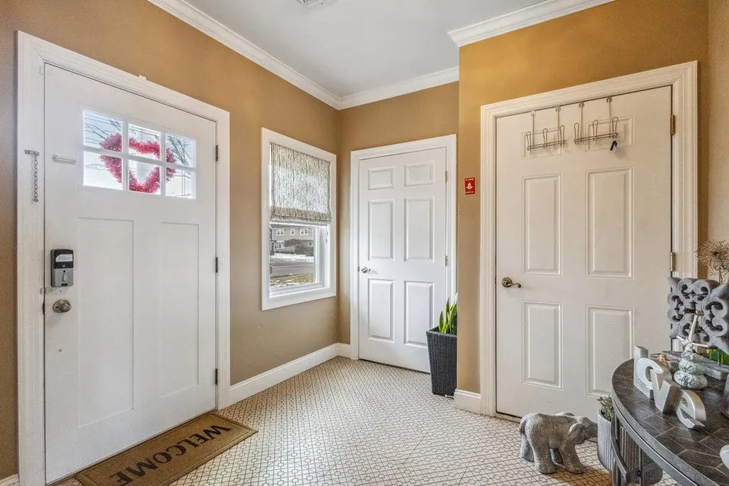 232 Elm Drive E Levittown NY 11756